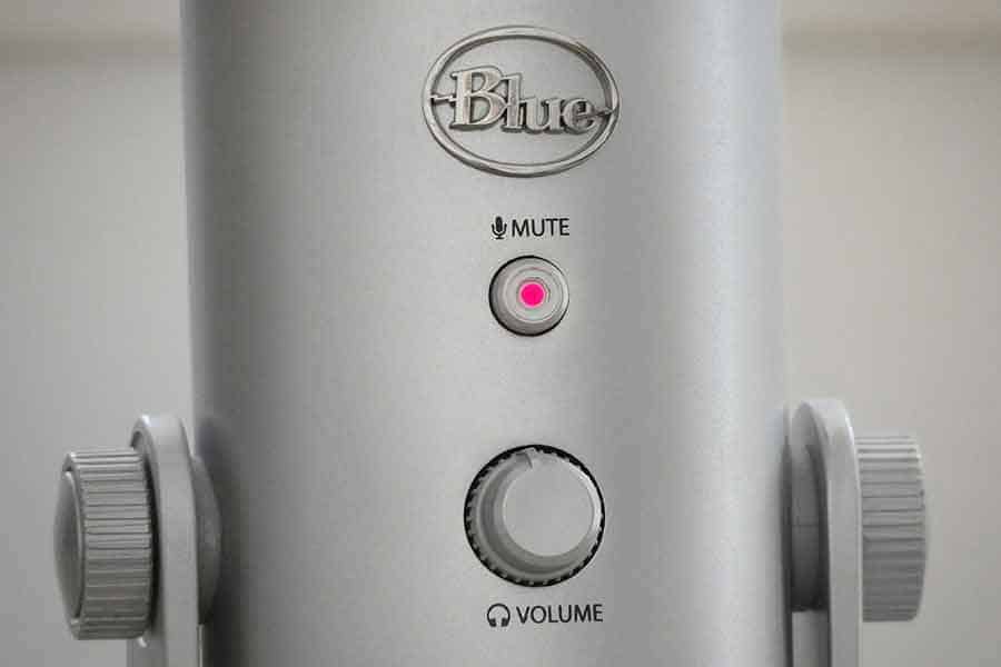 Blue Yeti microphone front