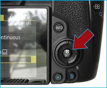 Canon EOS R SET button