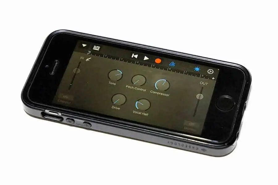 GarageBand app open on iPhone SE