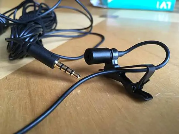 MOVO LV1 lavalier microphone has a 3.5mm TRRS jack