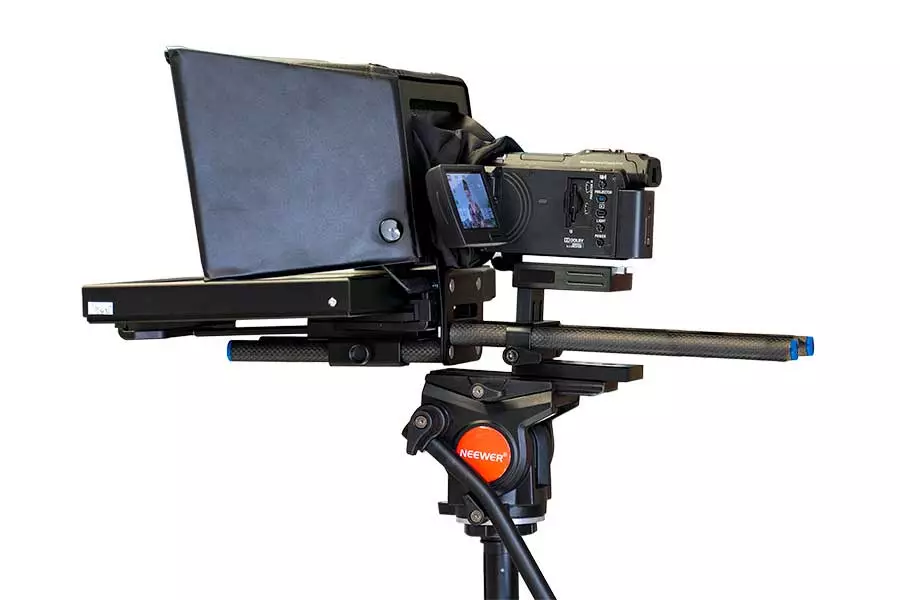 Teleprompter-and-camcorder