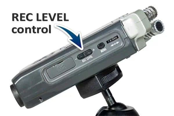 REC-LEVEL-control in the right side of the Zoom H4n