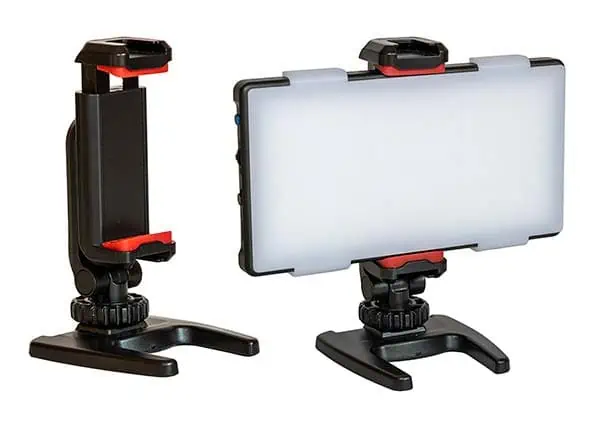 Lume-Cube-Panel-Pro-2-in-Ulanzi-ST-06S-phone-holder-and-speedlite-stand