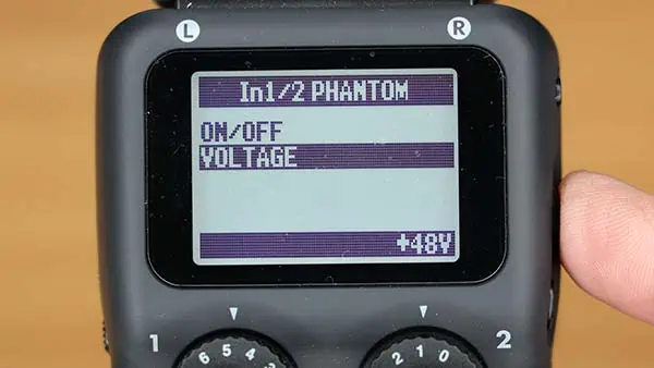 Does the Zoom H5 have phantom power - Step 4 - Select VOLTAGE