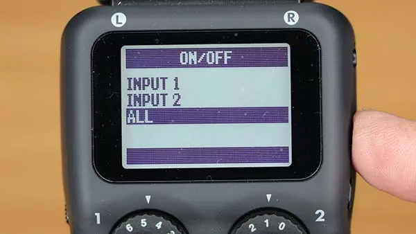 Does the Zoom H5 have phantom power - Step 7 - On the ON/OFF screen select which inputs need phantom power
